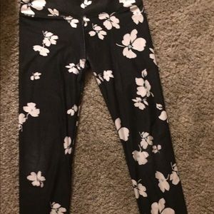 SUPER CUTE LEGGINGS